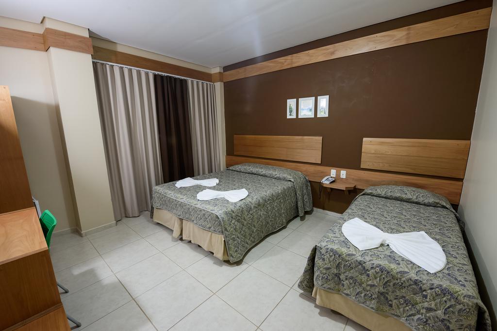 Prisma Plaza Hotel Taubate Room photo